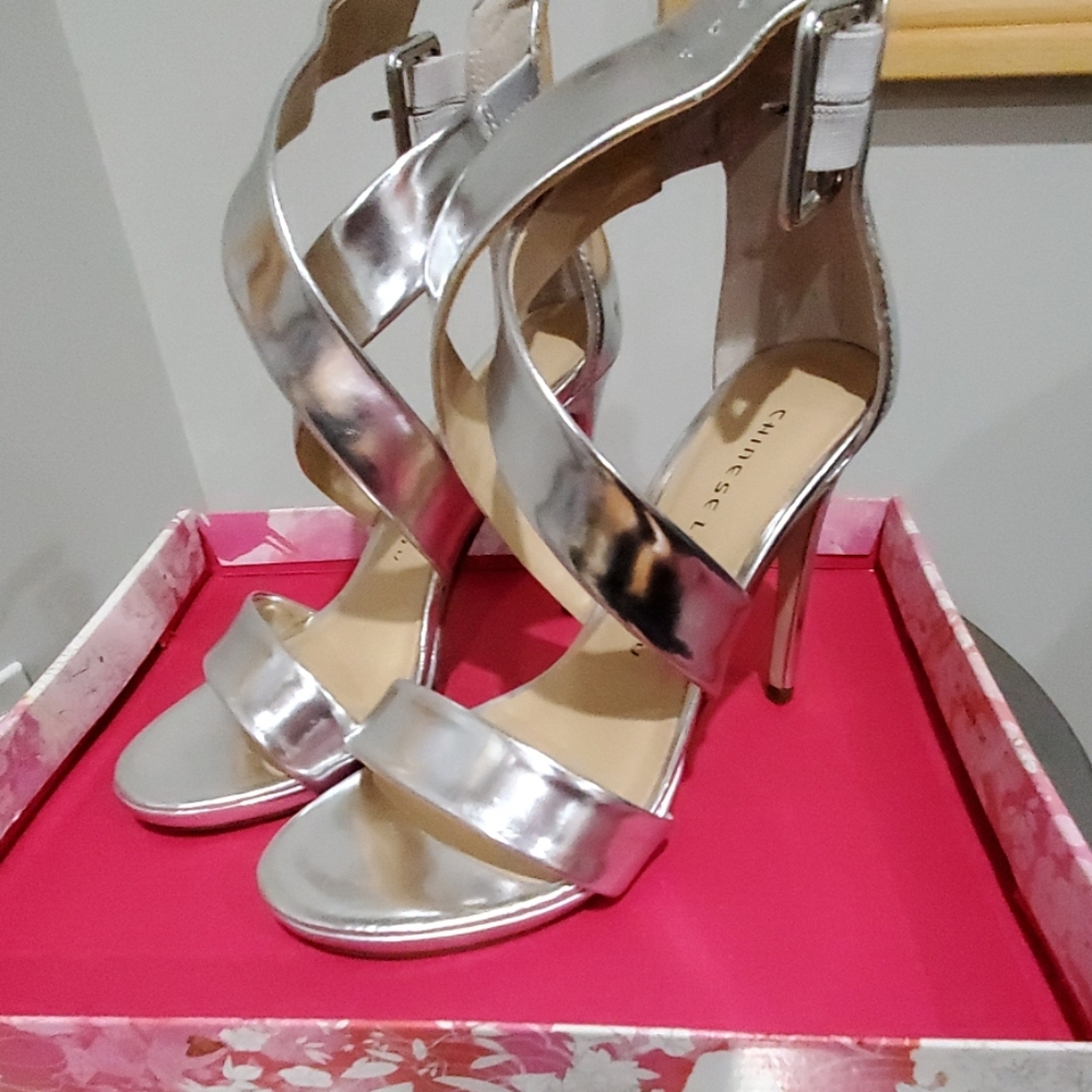 Chinese laundry Sandals